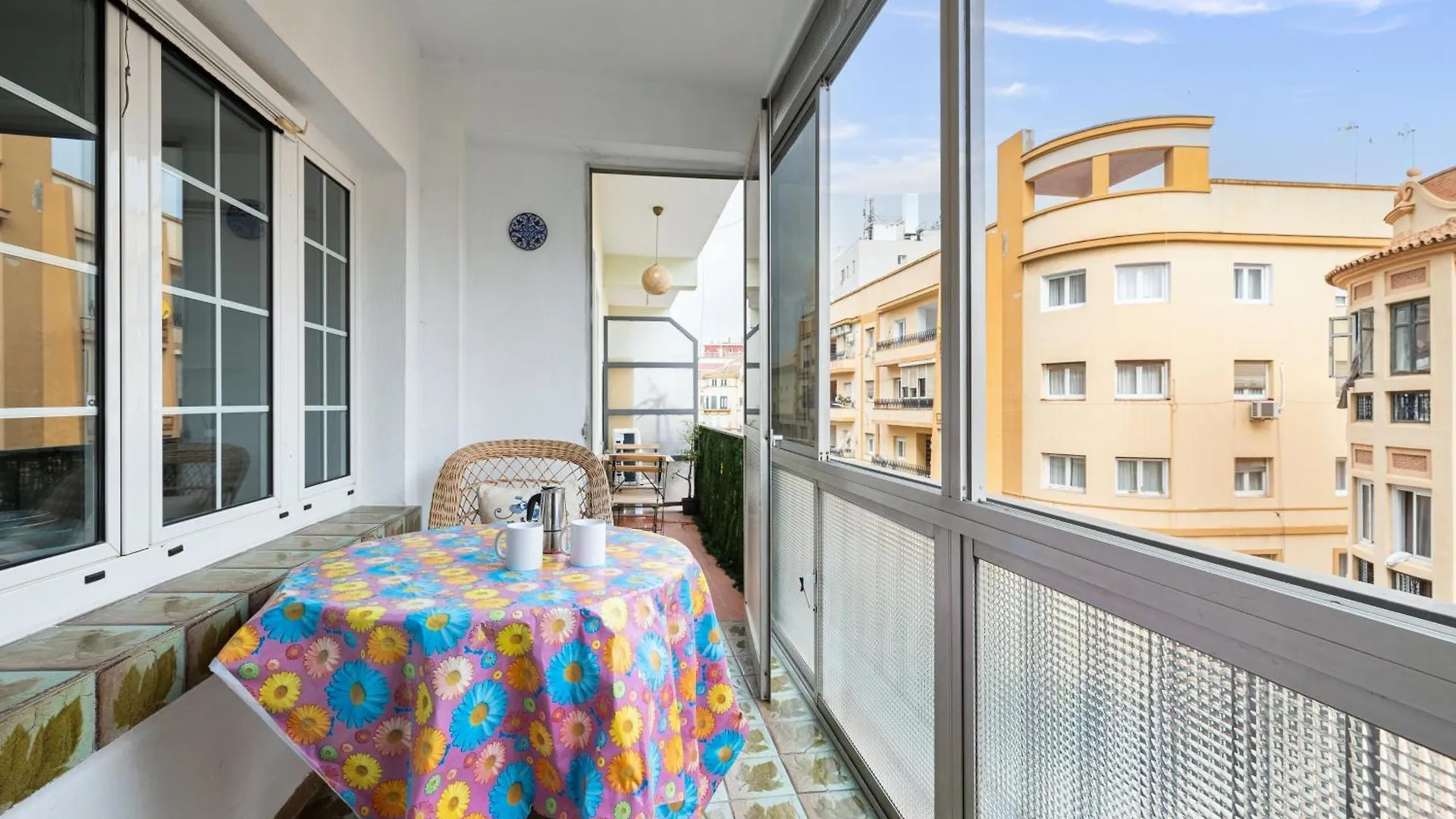 Apartment H2M Marmoles 3 Dormitorios & 2 Banos Con Balcon Malaga